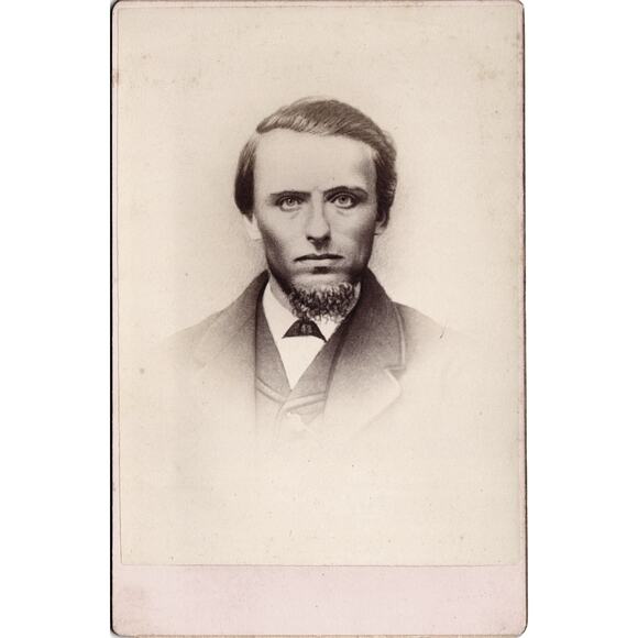 Antique Cabinet Card Victorian Man Thomas Photograph Gallery Indianapolis IN - Picture 1 of 2